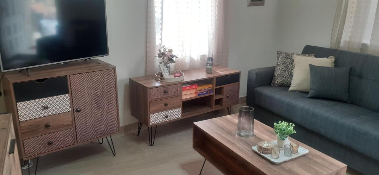 הוילה Pombia Namaste Family House מראה חיצוני תמונה